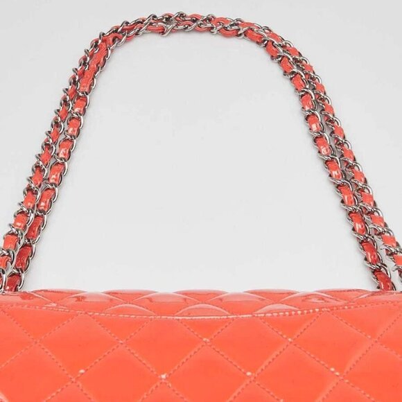 Chanel Pink Quilted Patent Leather Classic Jumbo Double Flap Bag - Picture 3 of 11